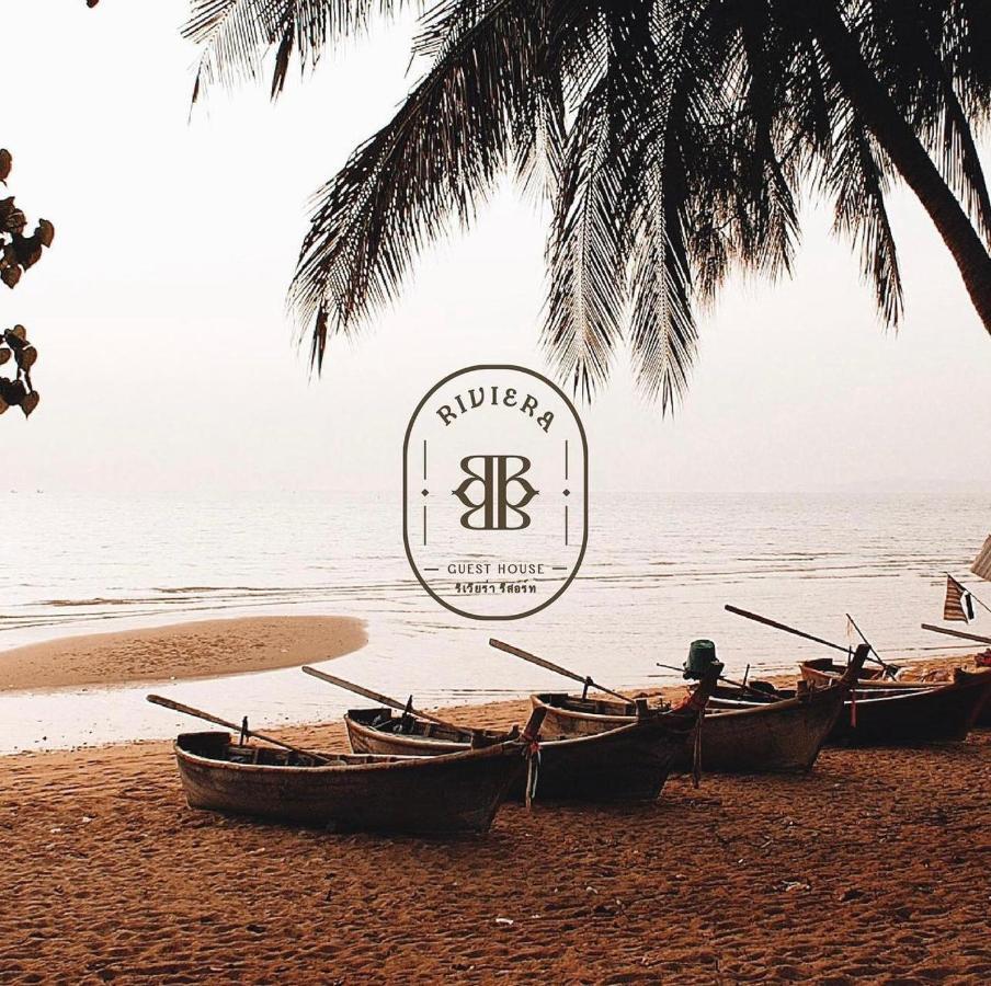 Riviera Patong Hotel Bagian luar foto